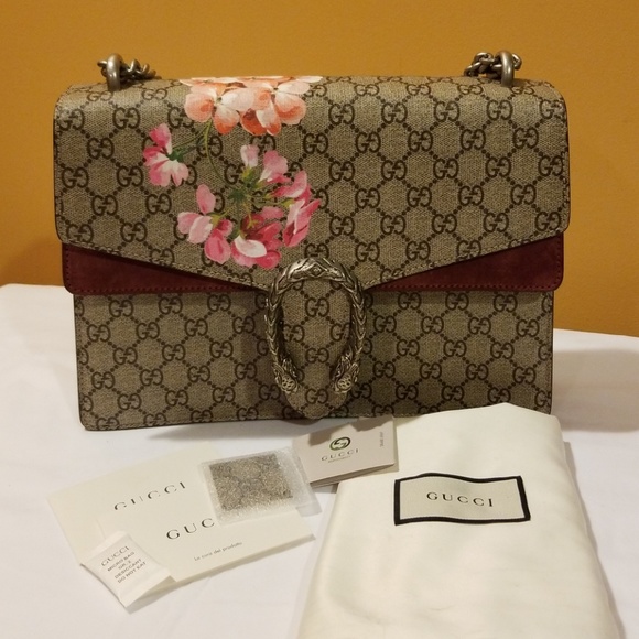 Gucci Handbags - GG Dionysus Medium Blooms Print Shoulder Bag